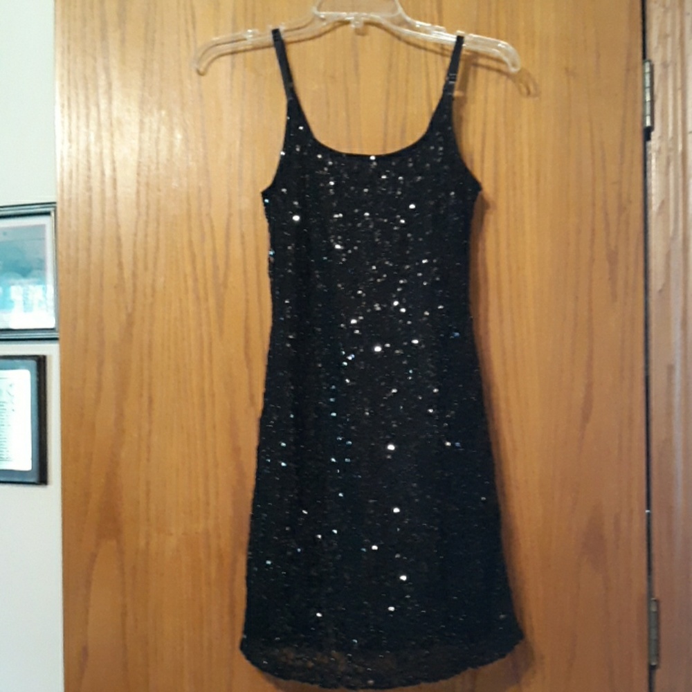 Black Sequin Size S strap lined dress